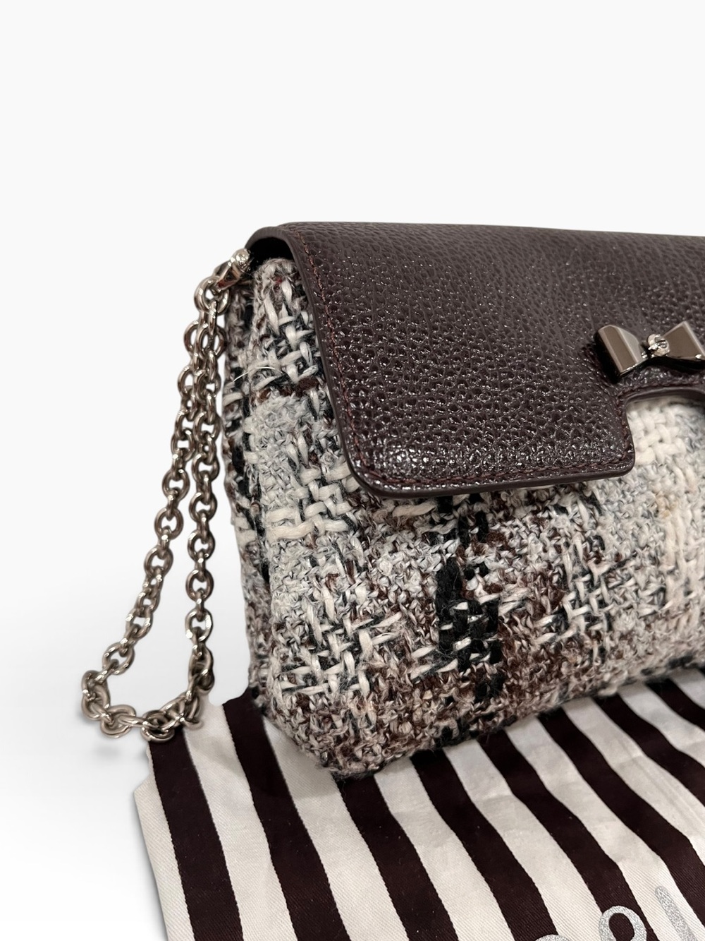 Henri Bendel Tweed and Leather Bow Chain Wristlet Clutch NWOT - Picture 2 of 7